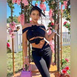 Black rose cutout set sz XS